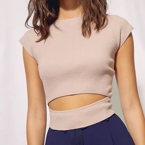 aritzia cut-out knit top 💕